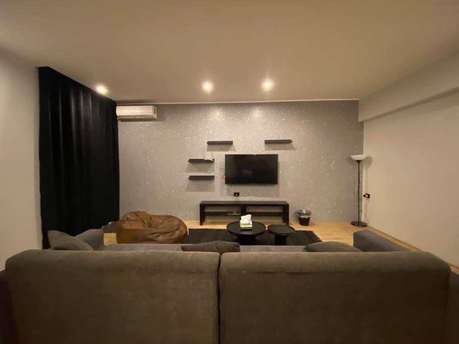 Scandinavian 2-bedroom In Zamalek Apartment *
