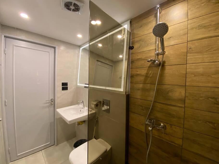 Scandinavian 2-bedroom In Zamalek Apartment *