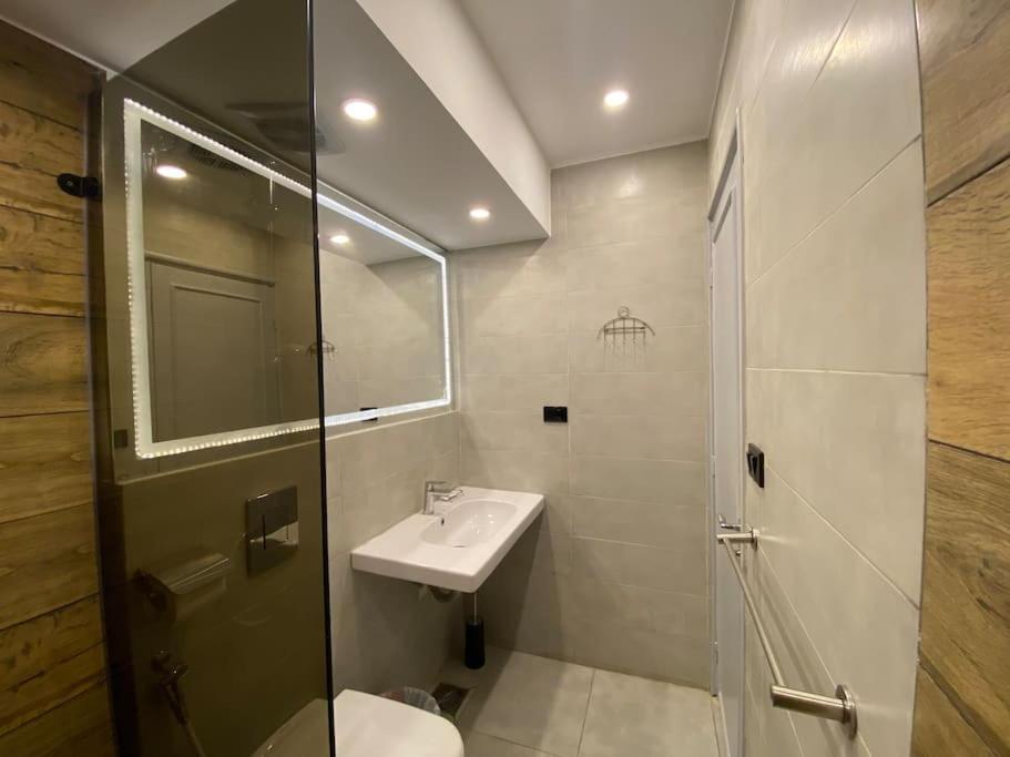 Scandinavian 2-bedroom In Zamalek