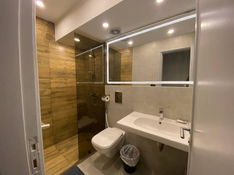 Scandinavian 2-bedroom In Zamalek Apartment *